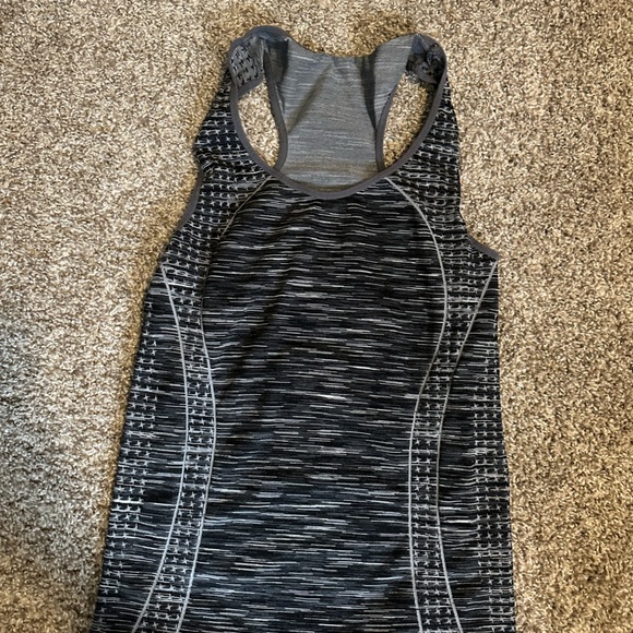 Matching Work Out Set | 2-piece workout set - Picture 5 of 10